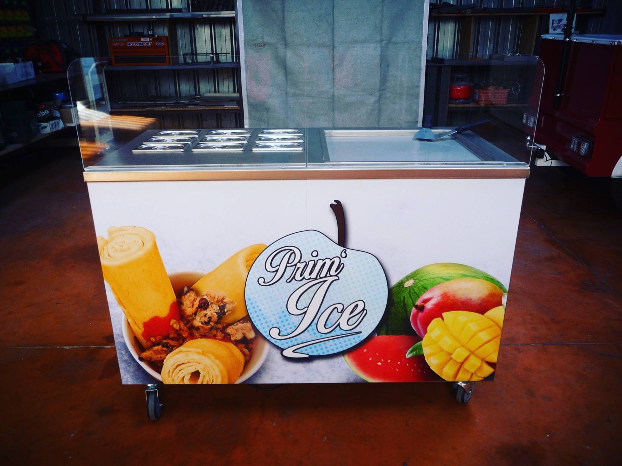 VENTE de machine à glace thailandaise pour la fabrication de rouleaux de glace à Paris 75