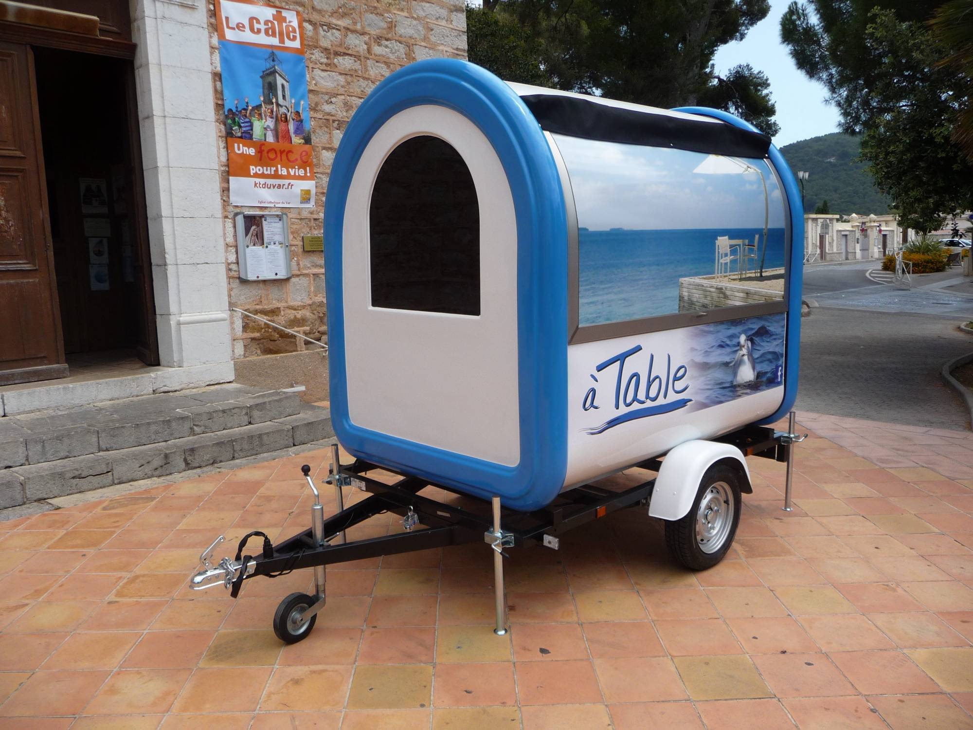 achat remorque snack tout équipée aux normes en france