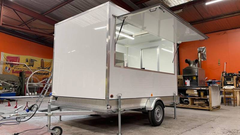 tarif remorque magasin sans équipement aux normes à Grenoble 38