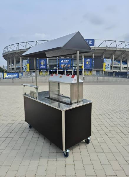 Stand hot-dog mobile clé en main pour événements à Clermont-Ferrand 63