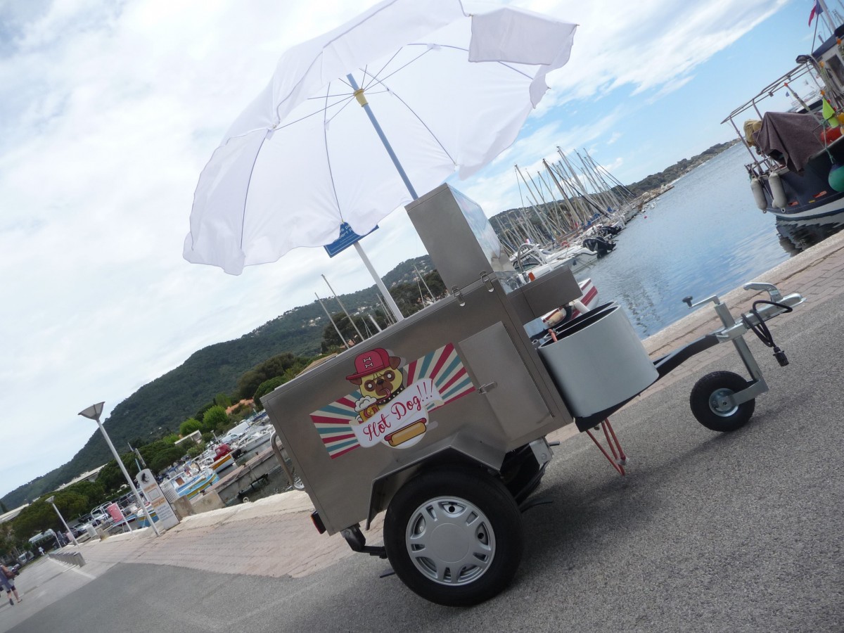 informations et prix stand mobile hot-dog américain tout équipé à bordeaux 33000-dog américain tout équipé à bordeaux 33000