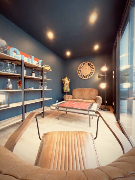 quels sont les tarif pour un container aménagé aux normes en france à Paris 75 ?