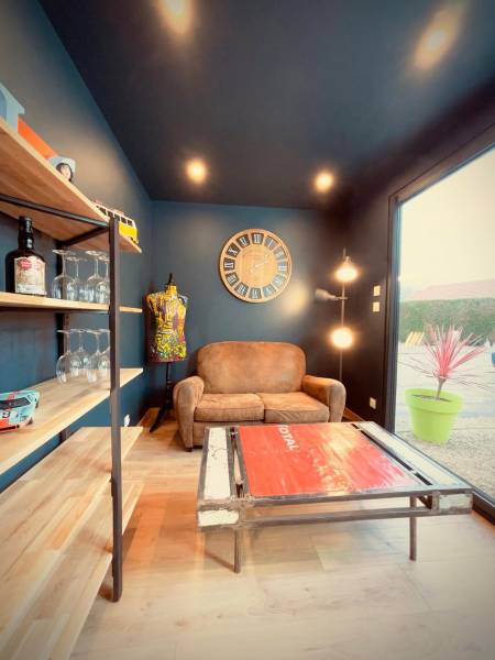 Quelles autorisations sont nécessaires pour installer un container aménagé chez soi à marseille 13 ?