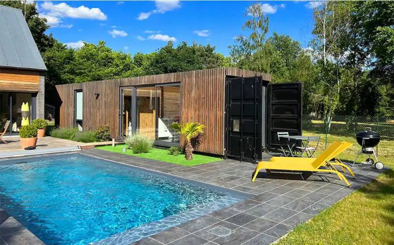 Achat container maison tout aménagé et autonome avec livraison et installation à Paris 75000