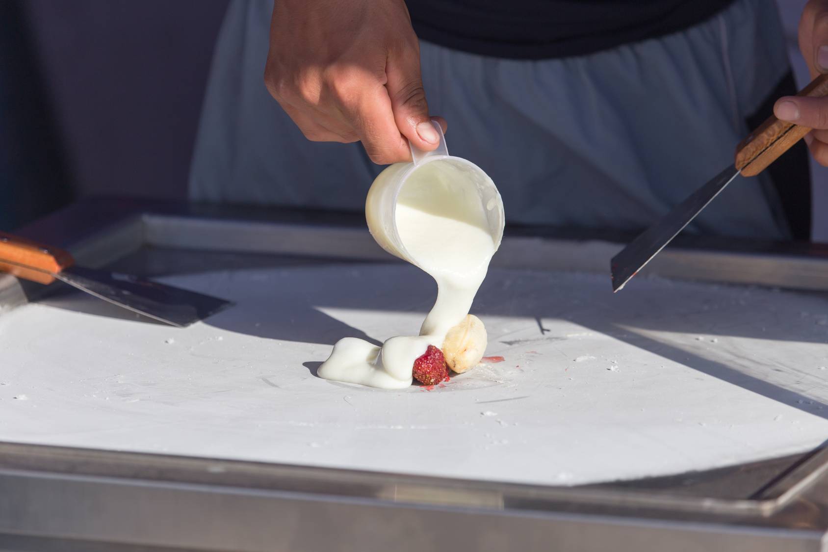 constructeur de plancha froide pour glace thai aux normes à Avignon 84