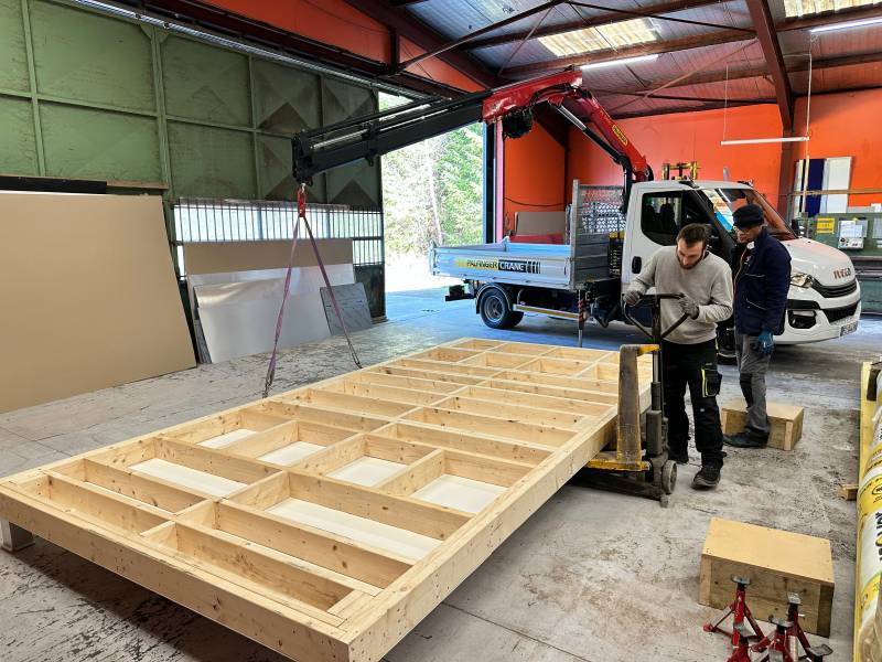 les meilleurs kiosque à Pizza tout équipé et aménagé aux normes pour les professionnels pizzaiolo à Paris 75