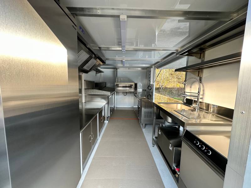 Acheter kiosque à pizza avec aménagement sur-mesure pour les professionnels Saint-Étienne 42