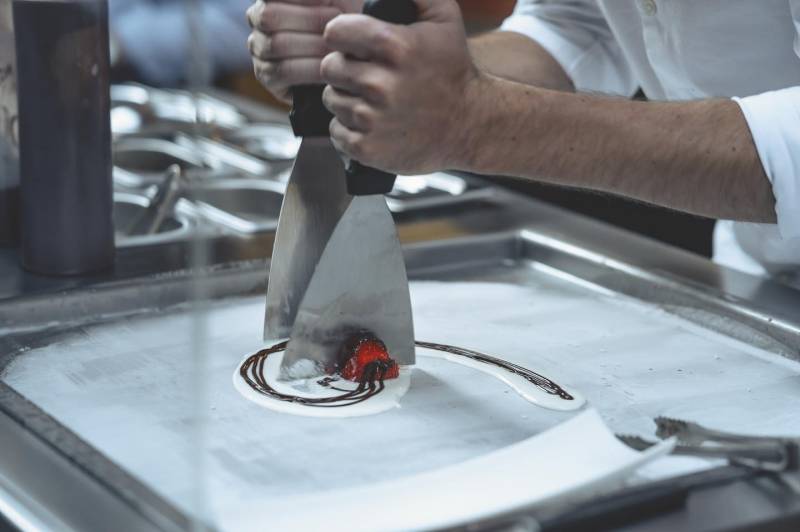 foodart&co service traiteur de luxe et POFFERTJES suisse