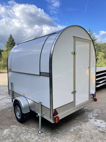 Vente de remorque foodtruck chassis 500 kg avec équipements standard premier prix Montpellier